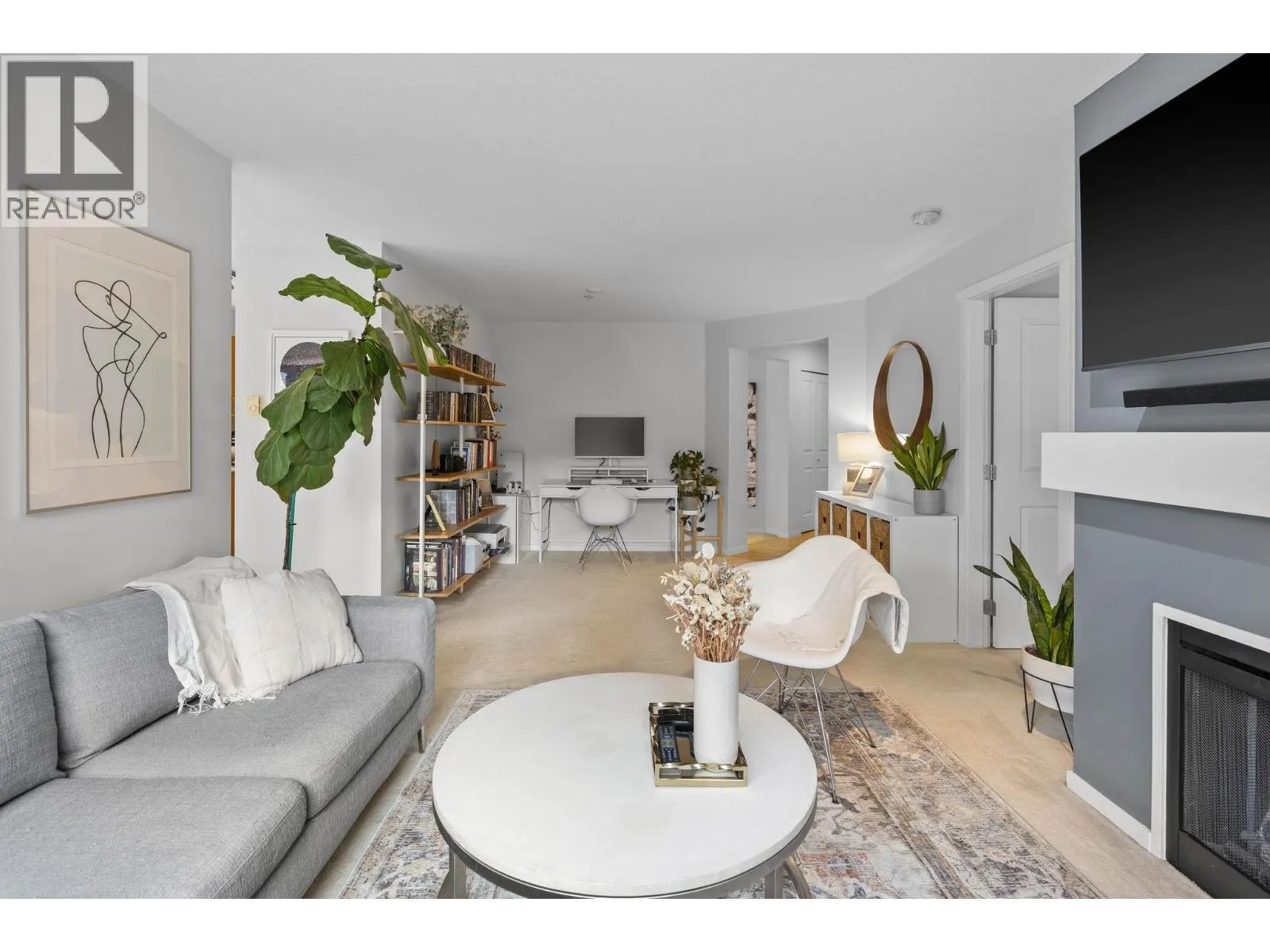 210 200 KLAHANIE DRIVE