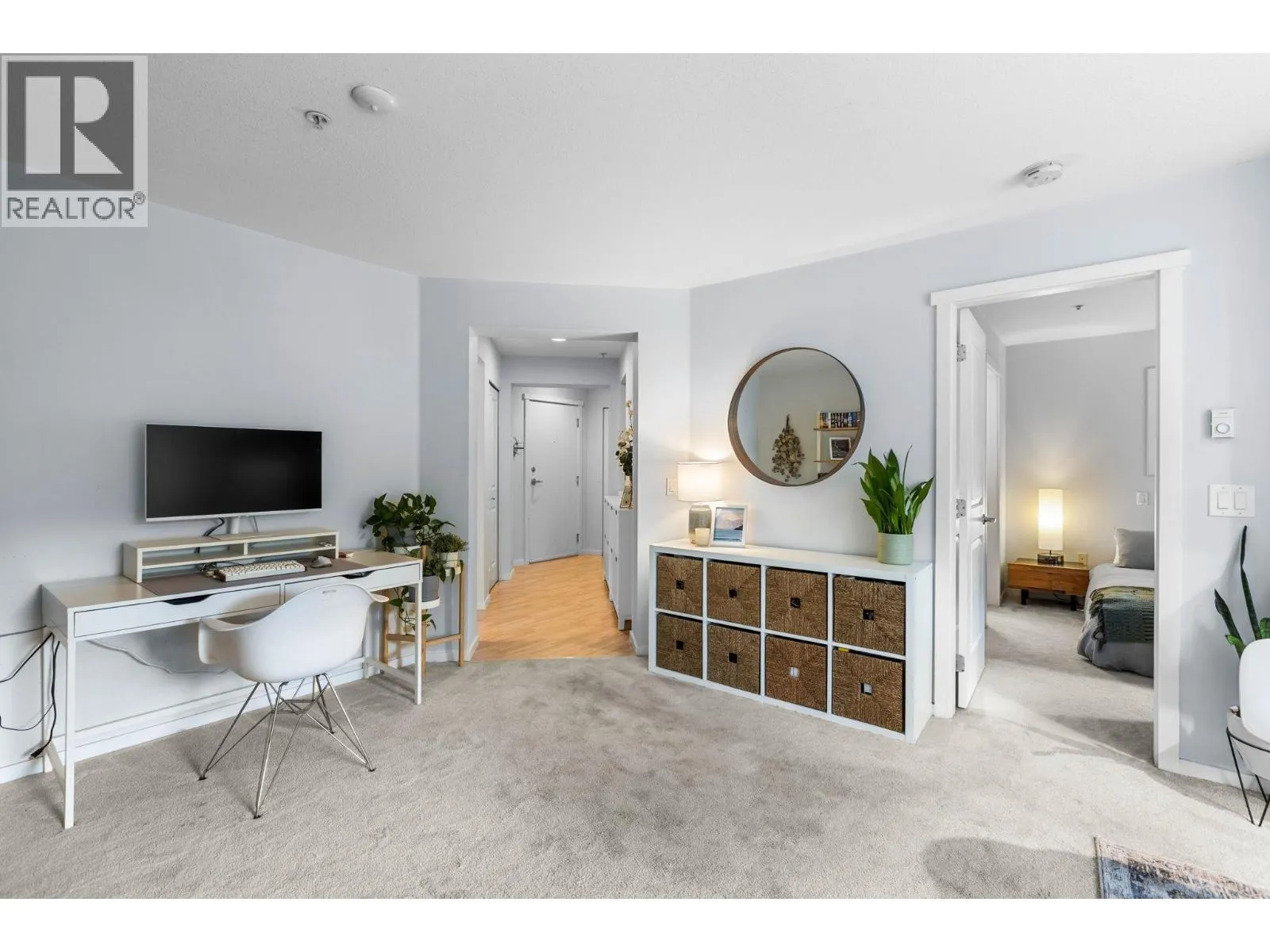210 200 KLAHANIE DRIVE