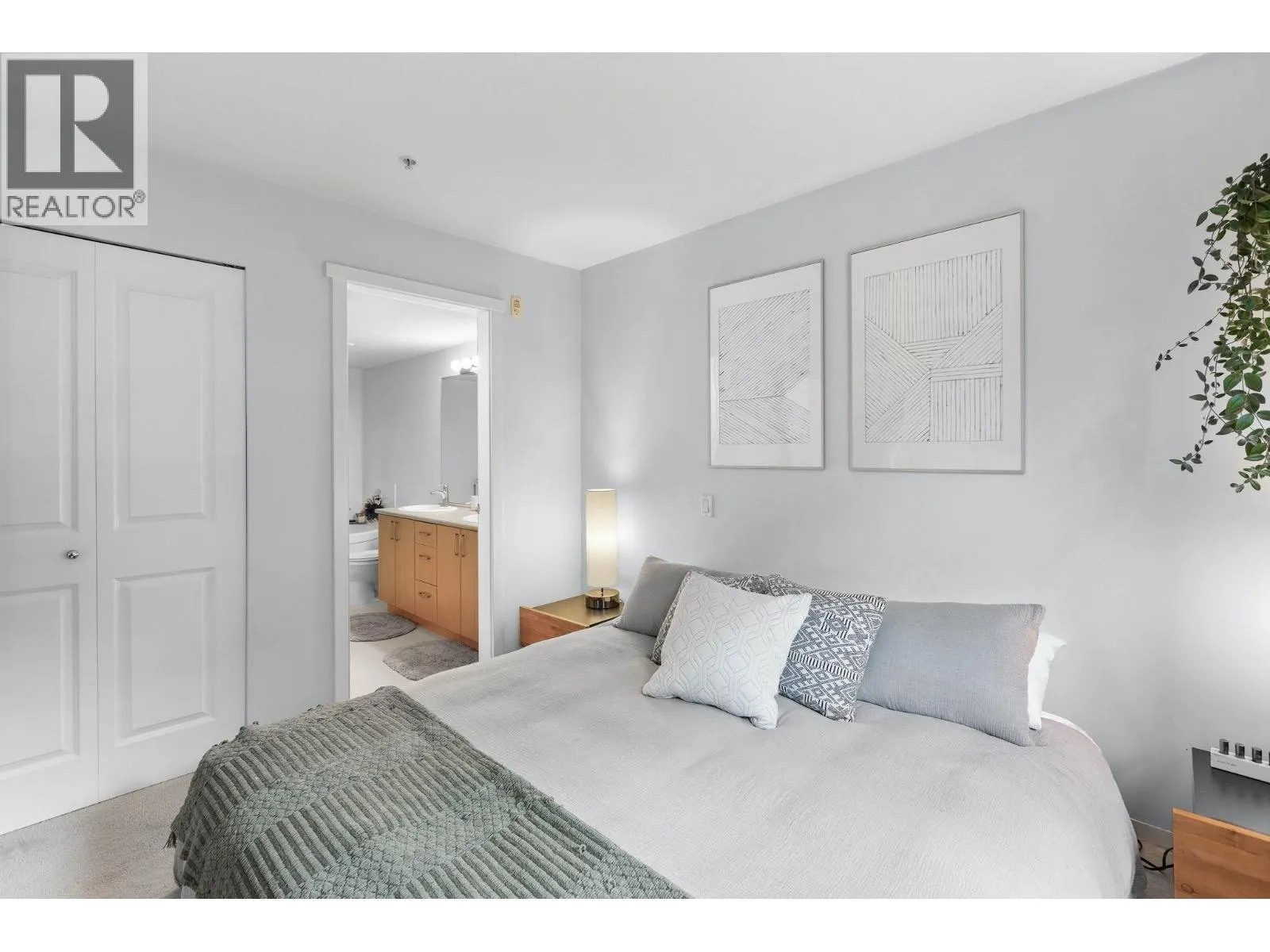 210 200 KLAHANIE DRIVE