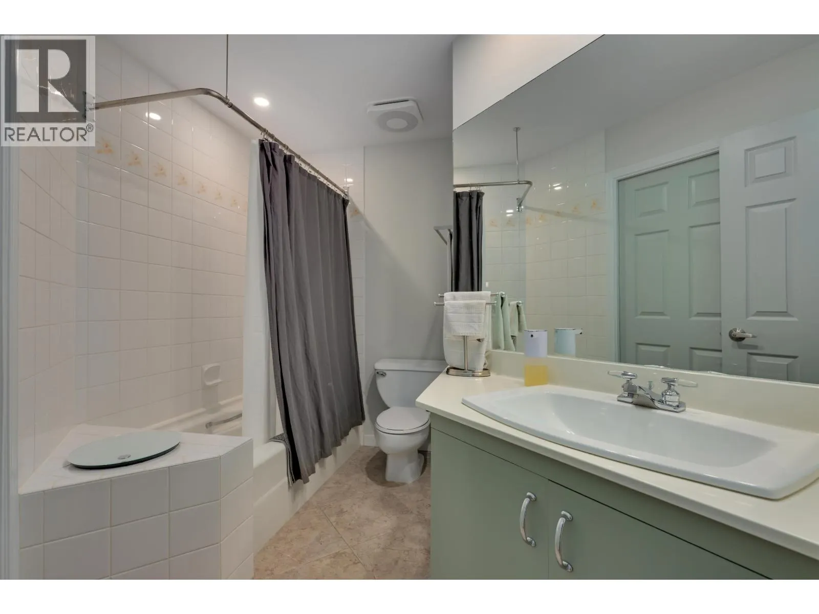 420 1150 QUAYSIDE DRIVE
