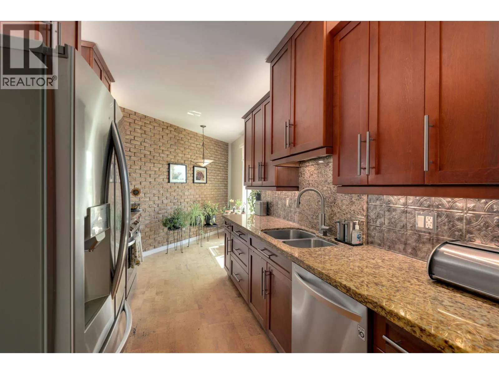 420 1150 QUAYSIDE DRIVE