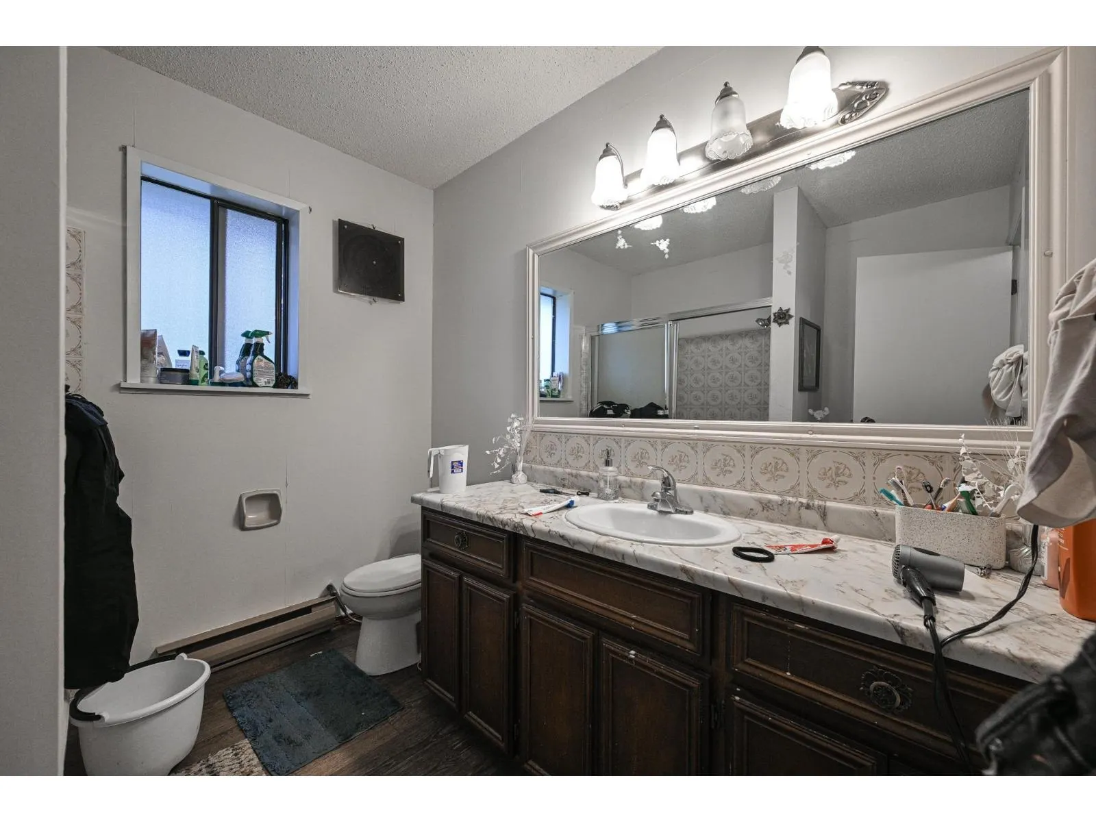 2272 BEVAN CRESCENT