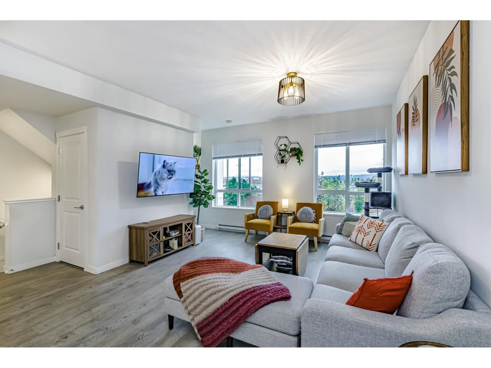 3 15151 EDMUND DRIVE