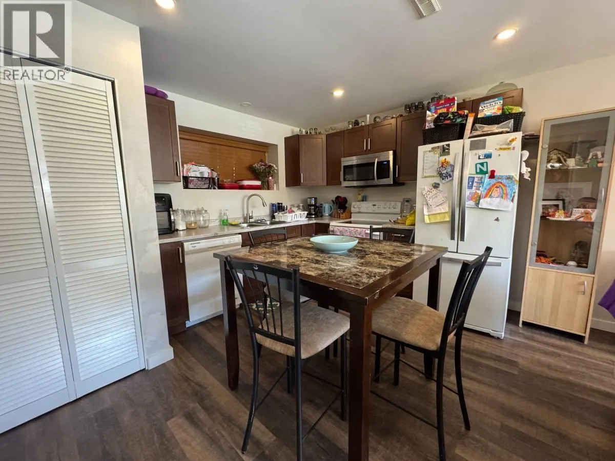 Suite 21633 DONOVAN AVE