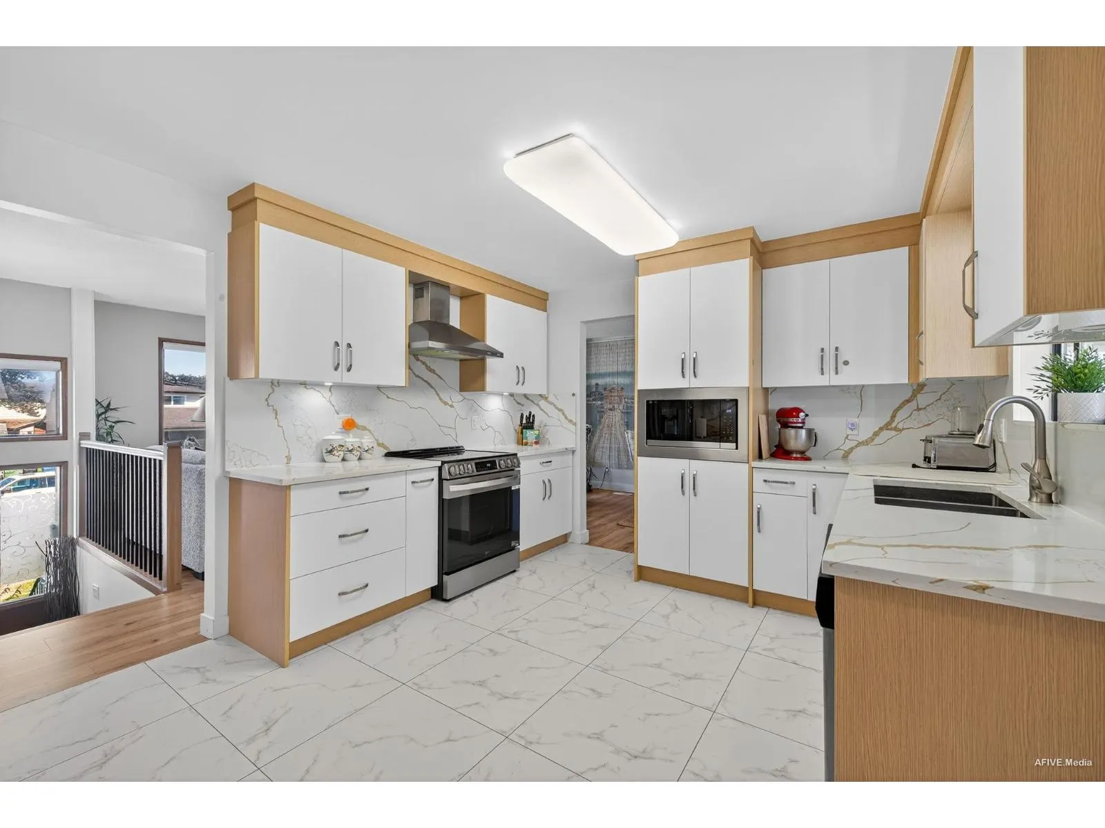 3443 SHUSWAP TERRACE