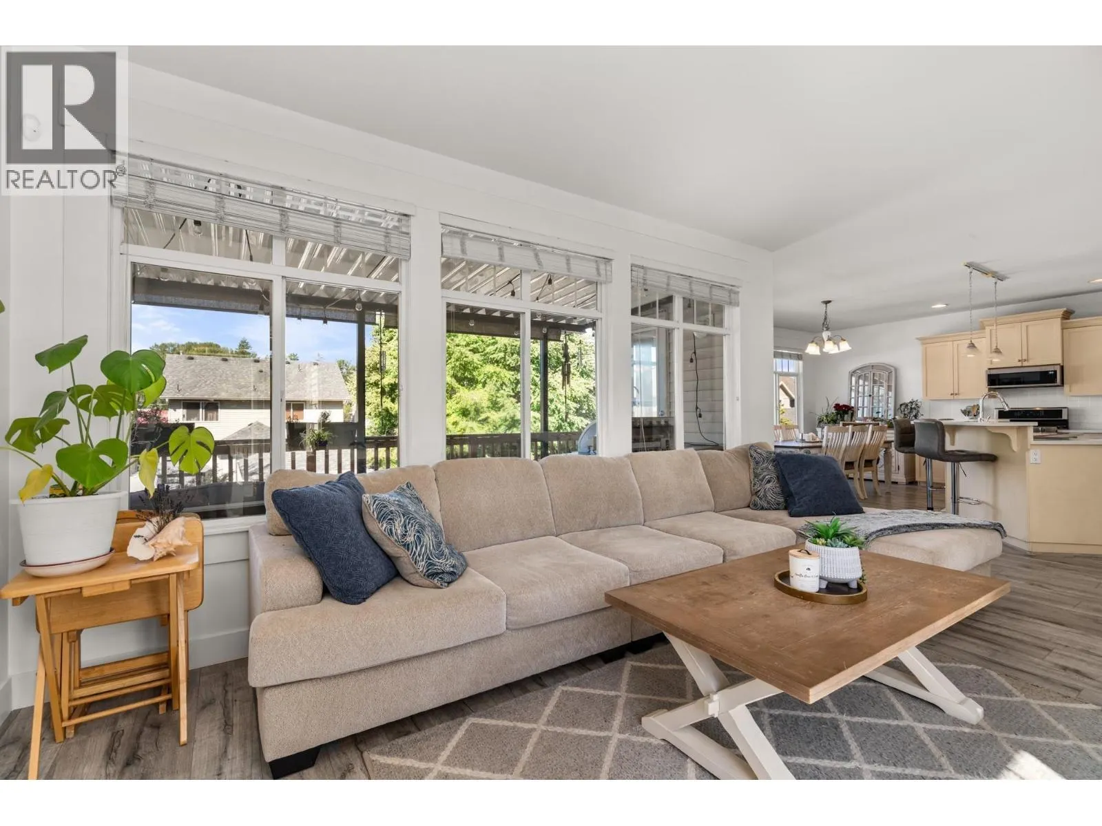 10071 246 A STREET