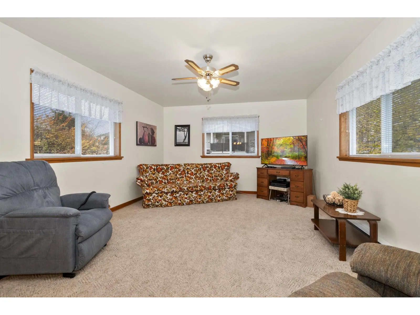 45480 KIPP AVENUE|Chilliwack Proper West