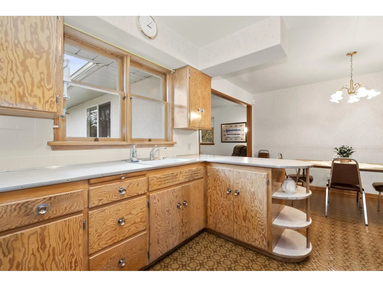 45480 KIPP AVENUE|Chilliwack Proper West