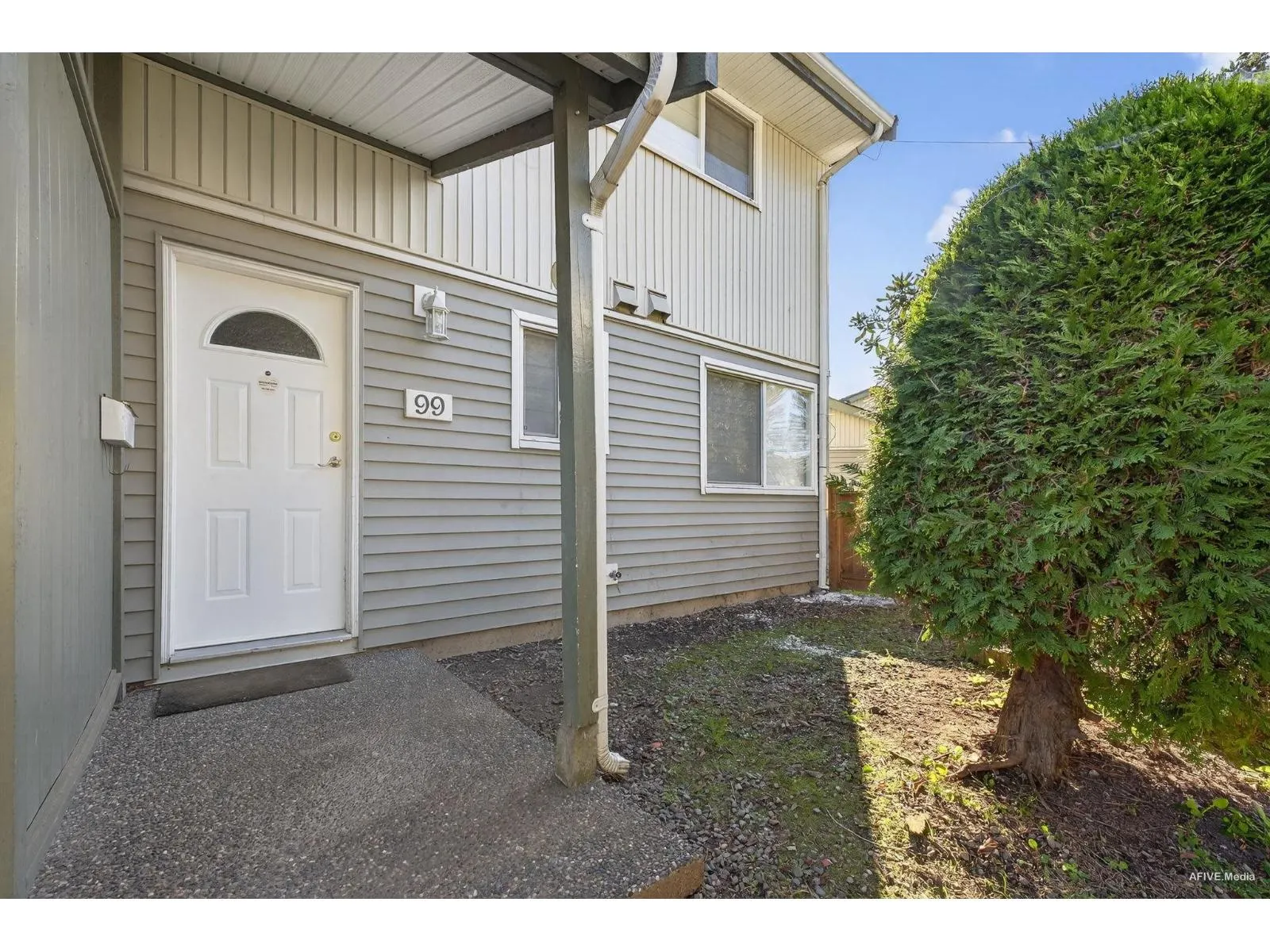 99 45185 WOLFE ROAD|Chilliwack Proper West