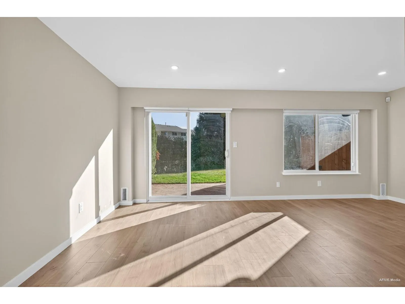99 45185 WOLFE ROAD|Chilliwack Proper West