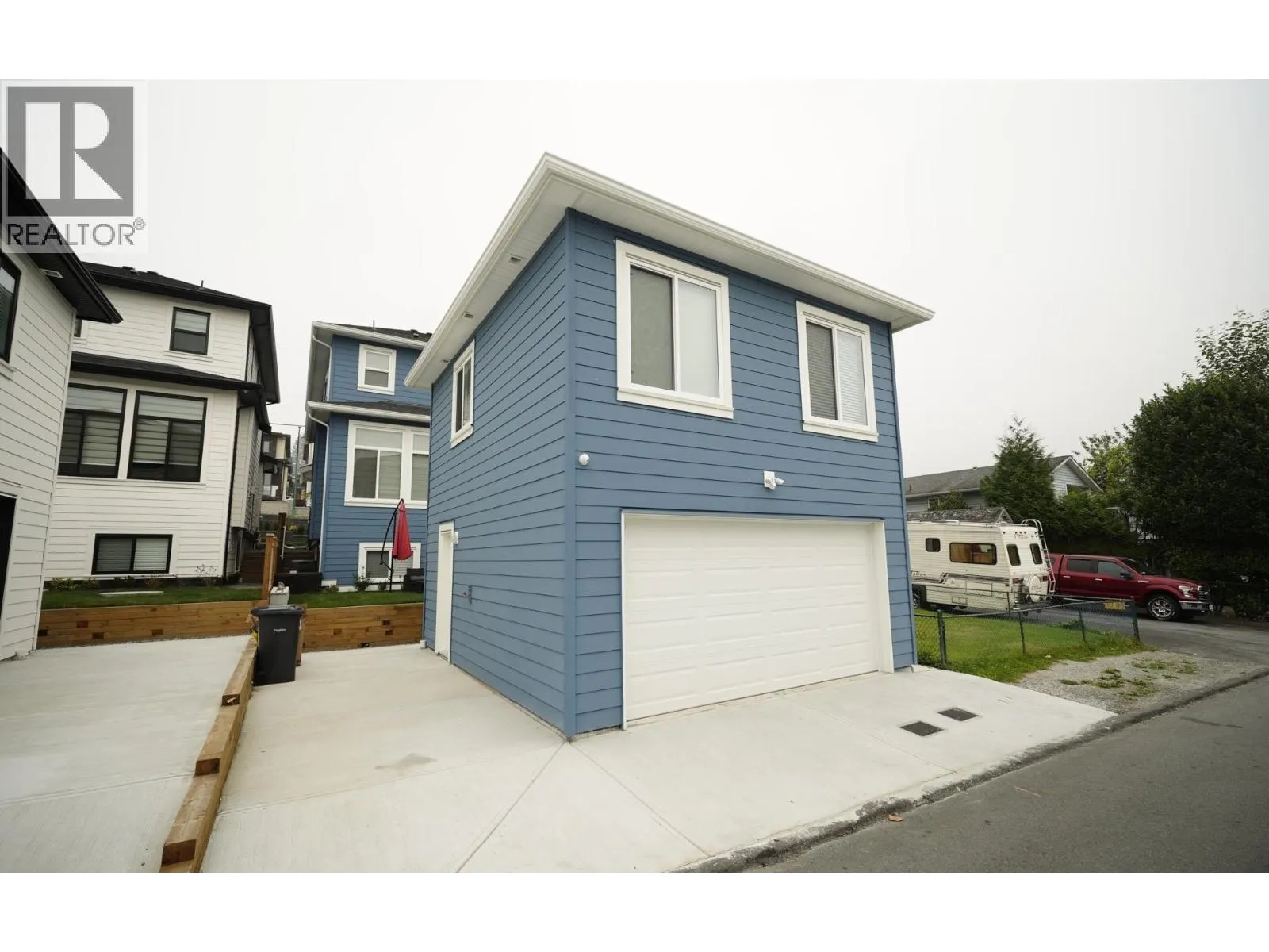 Laneway 1044 QUADLING AVENUE