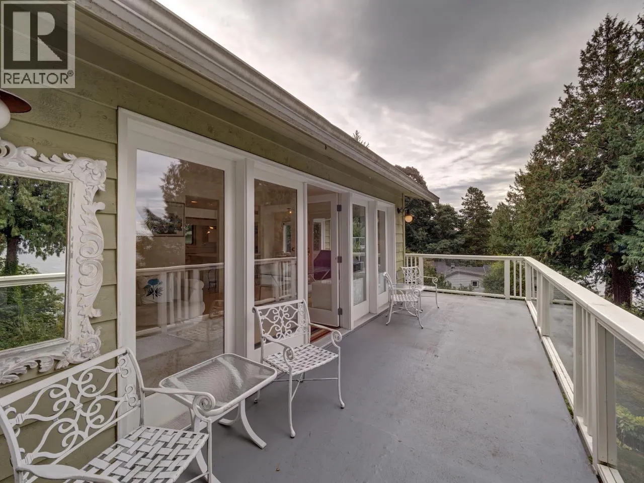 4947 SUNSHINE COAST HIGHWAY