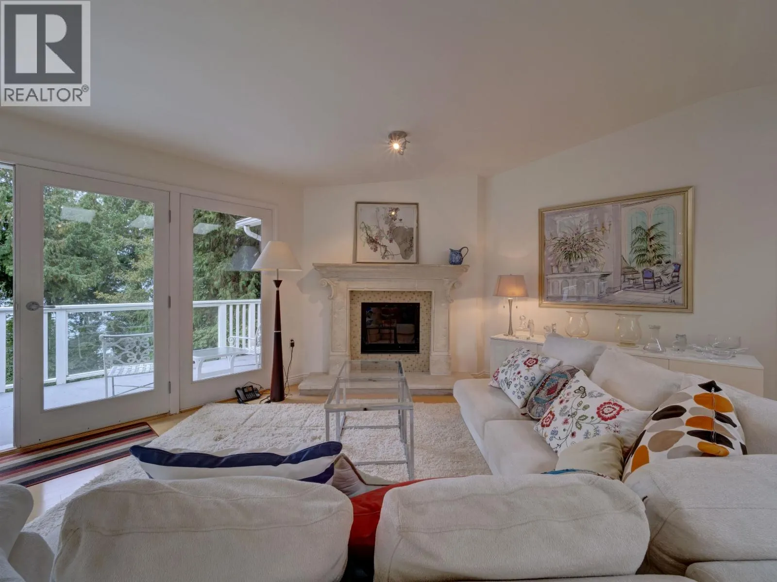 4947 SUNSHINE COAST HIGHWAY