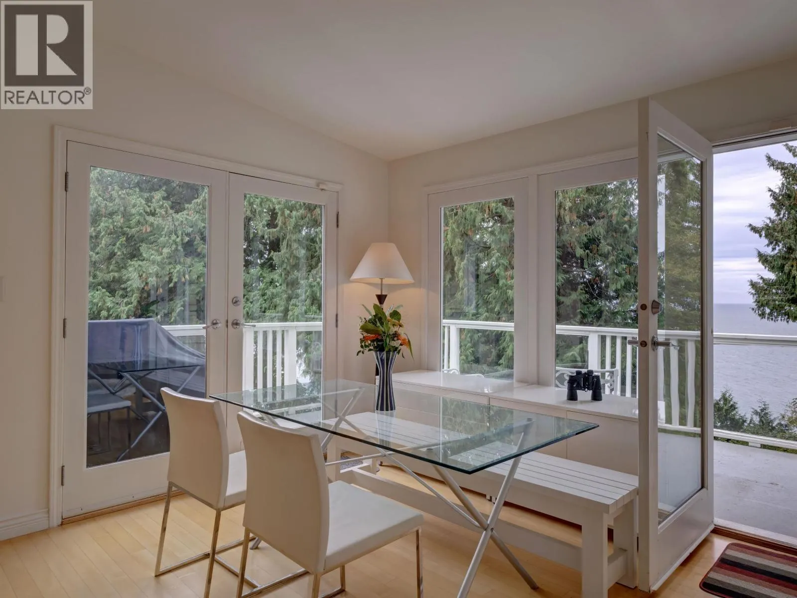 4947 SUNSHINE COAST HIGHWAY