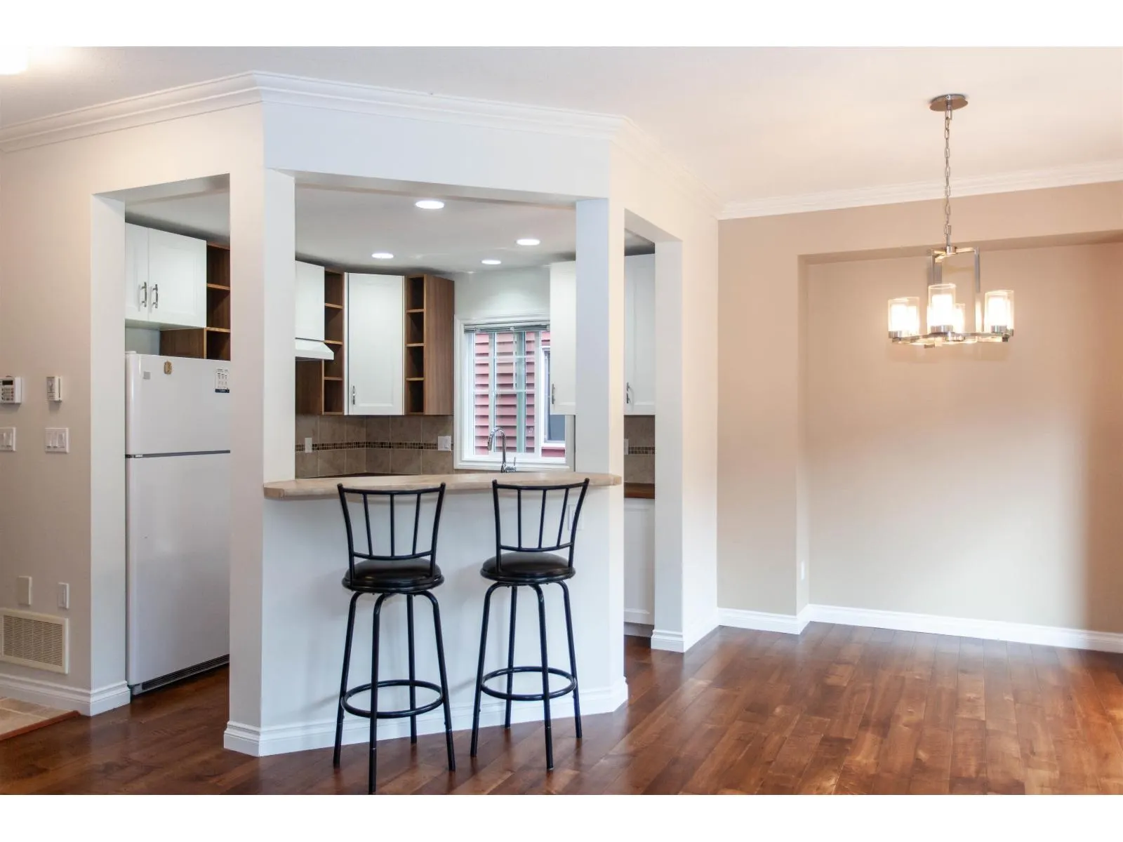 8 7519 MORROW ROAD|Agassiz