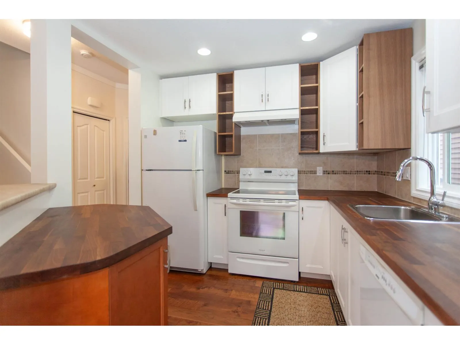 8 7519 MORROW ROAD|Agassiz