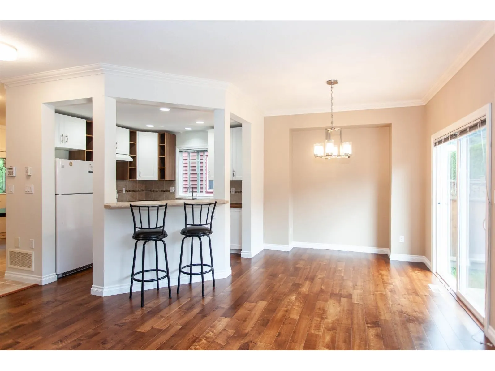 8 7519 MORROW ROAD|Agassiz