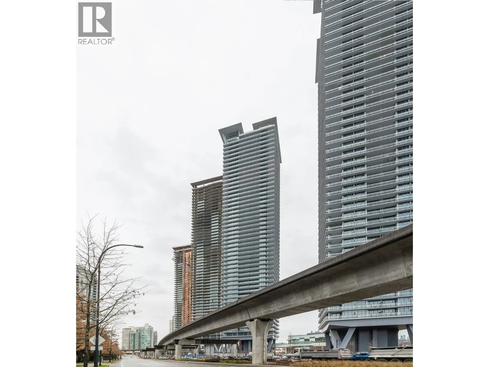 1506 4730 LOUGHEED HIGHWAY