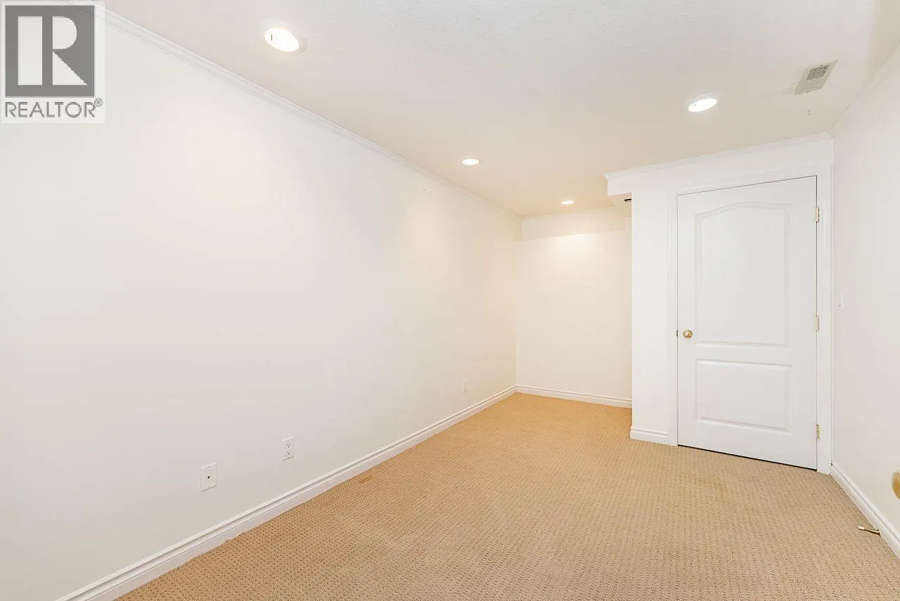 1580 WINTERGREEN PLACE