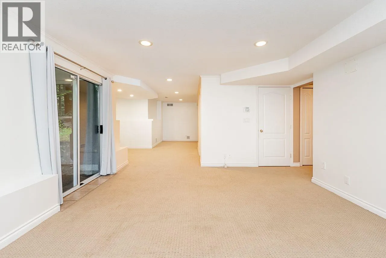 1580 WINTERGREEN PLACE