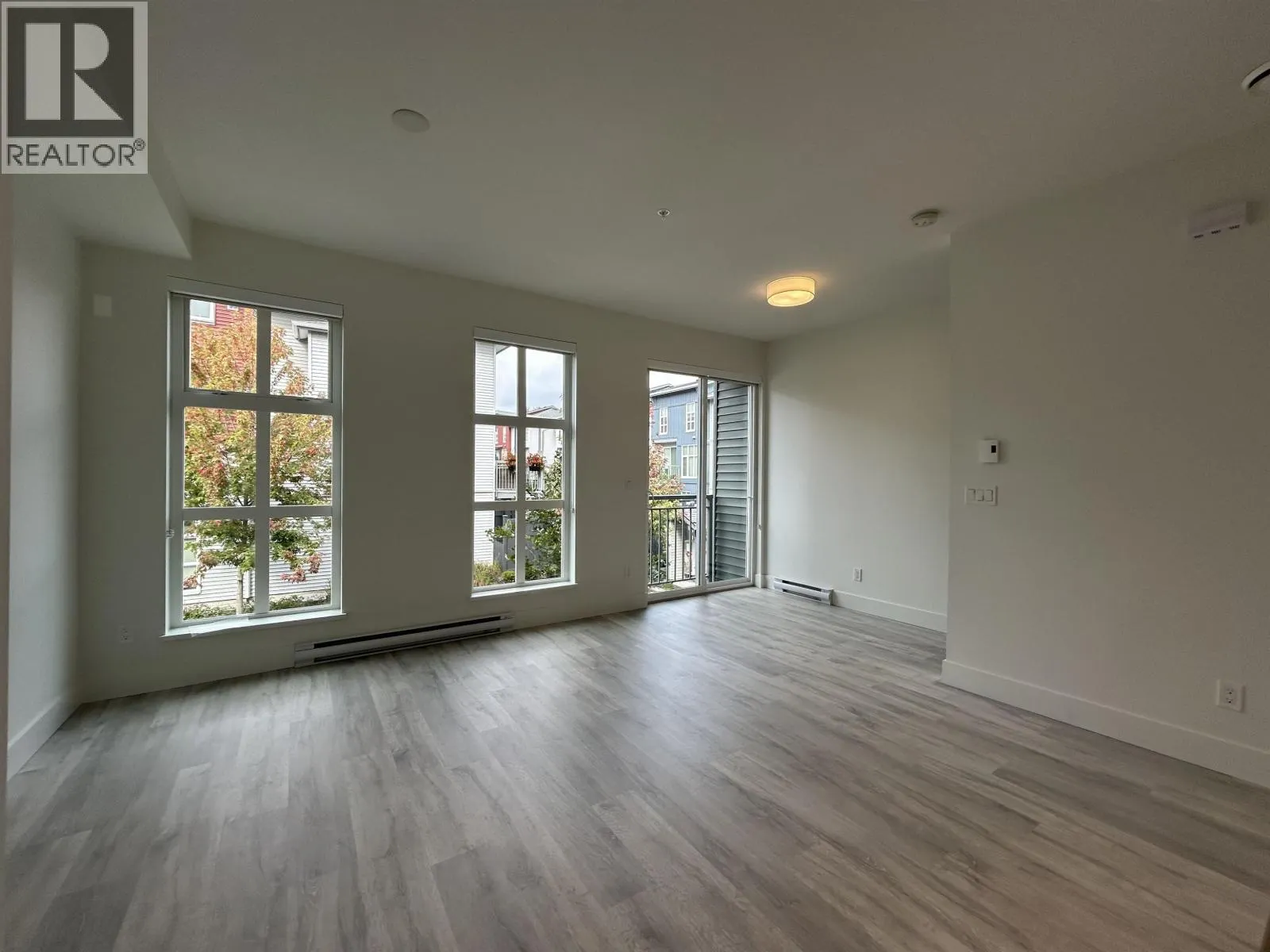 128 24076 112 AVENUE