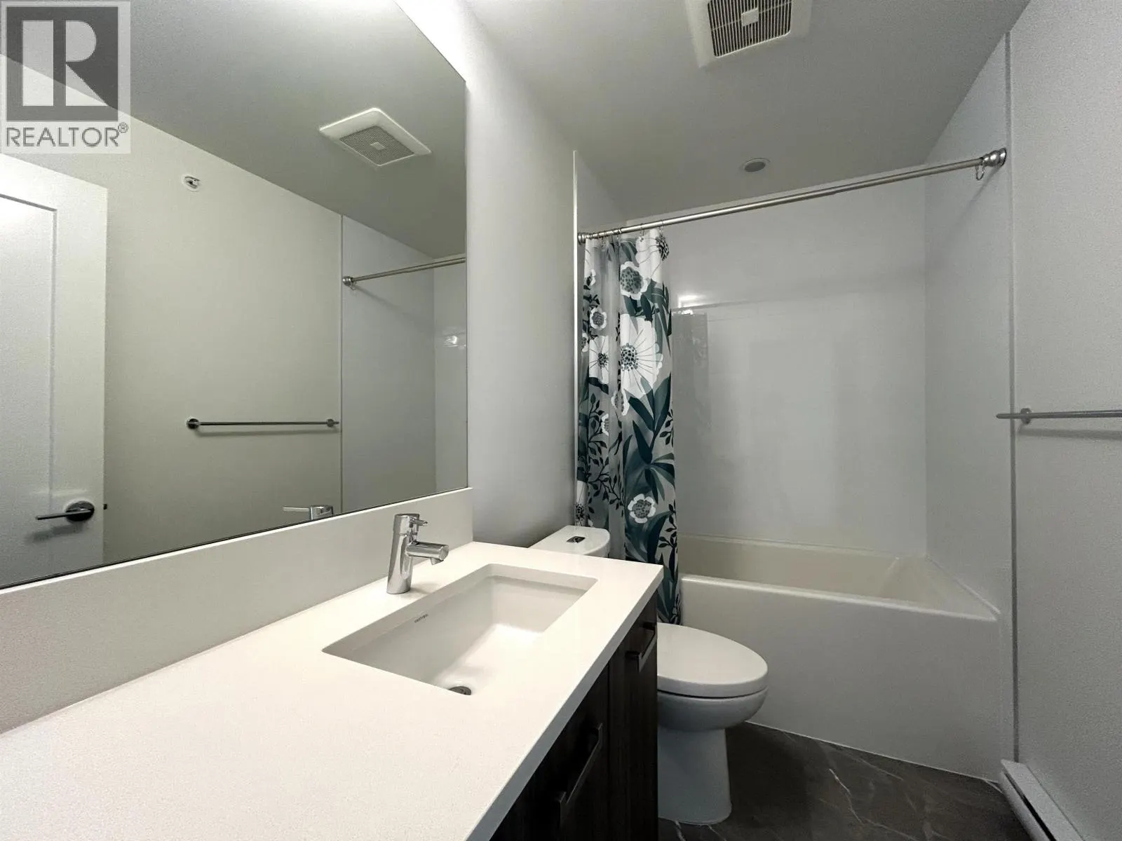 128 24076 112 AVENUE