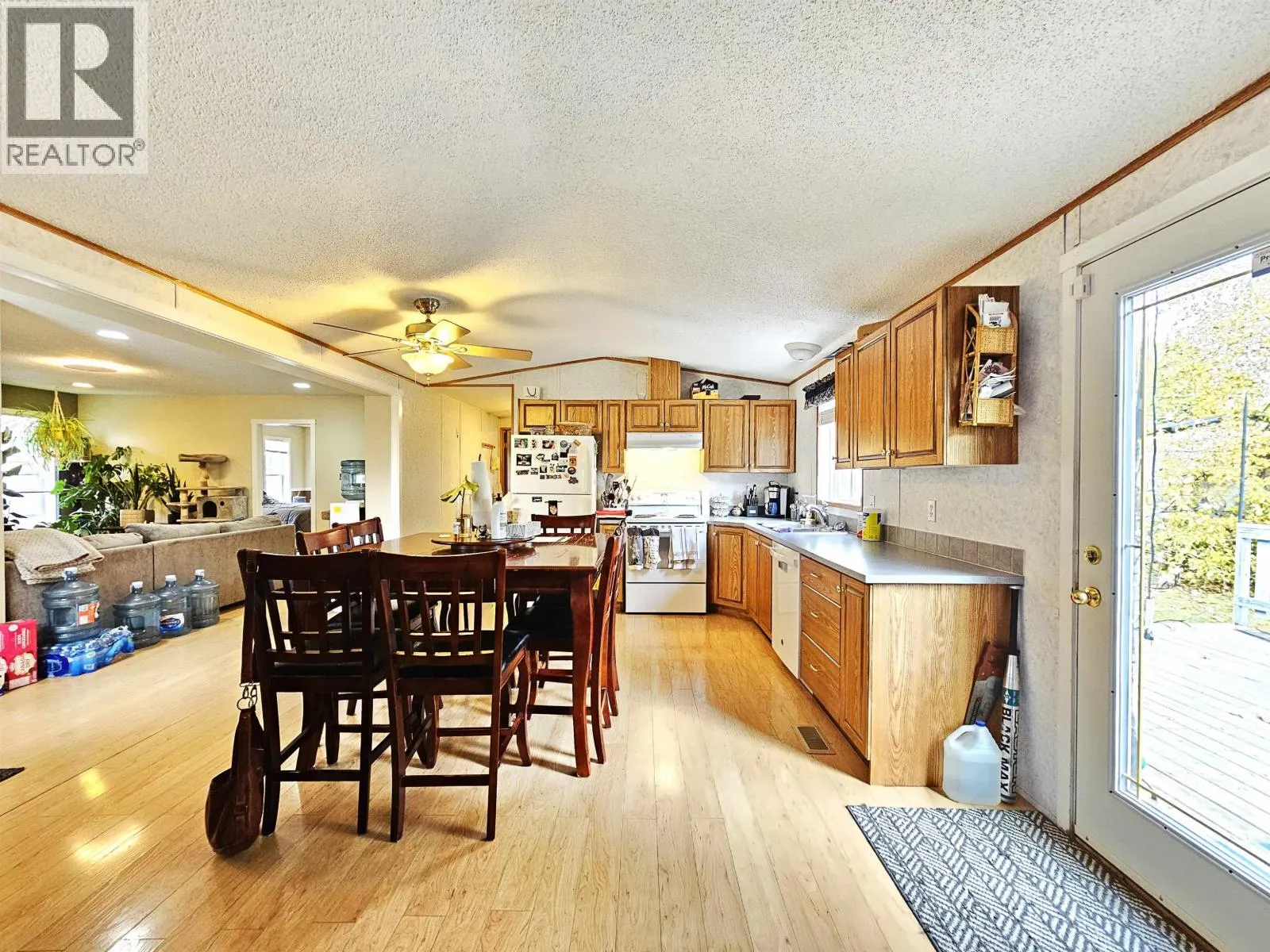 7143 KENNEDY CRESCENT