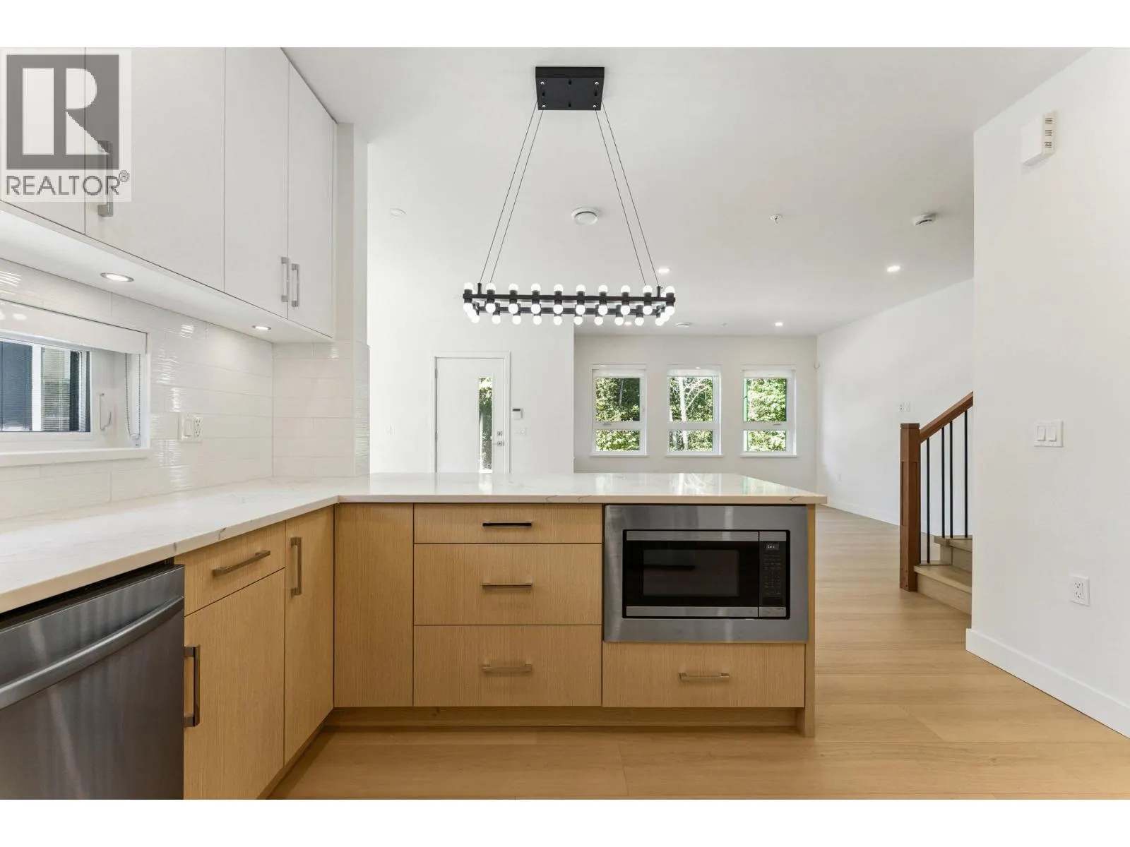 844 ST. DENIS AVENUE