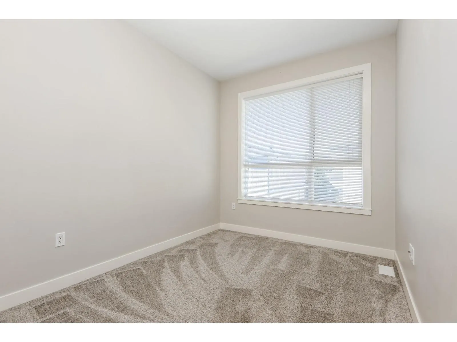 74 8413 MIDTOWN WAY|Chilliwack Proper South