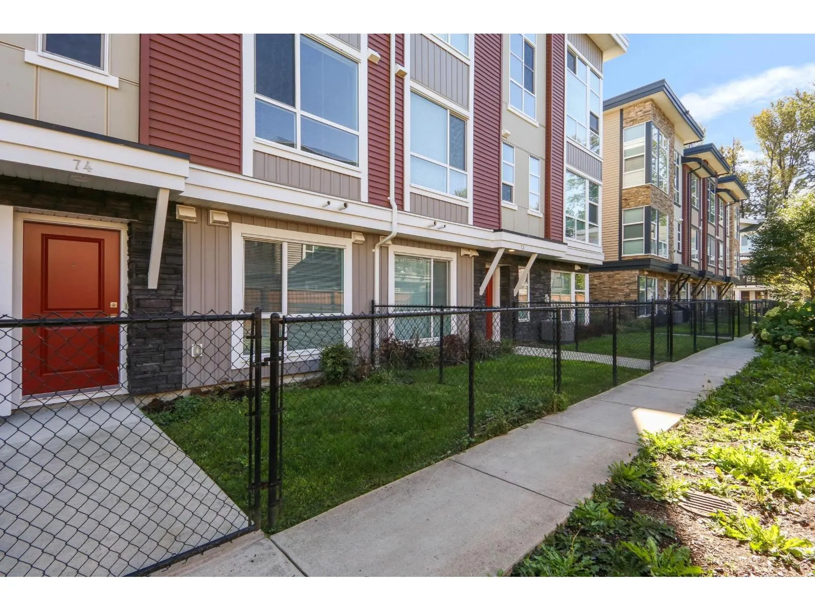 74 8413 MIDTOWN WAY|Chilliwack Proper South