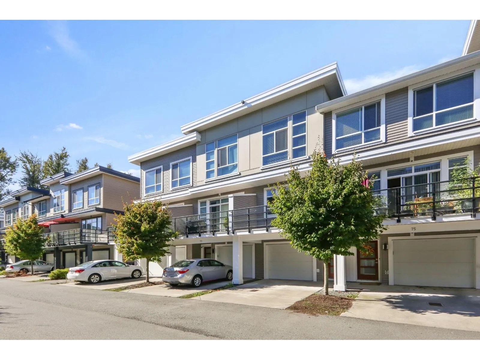 74 8413 MIDTOWN WAY|Chilliwack Proper South