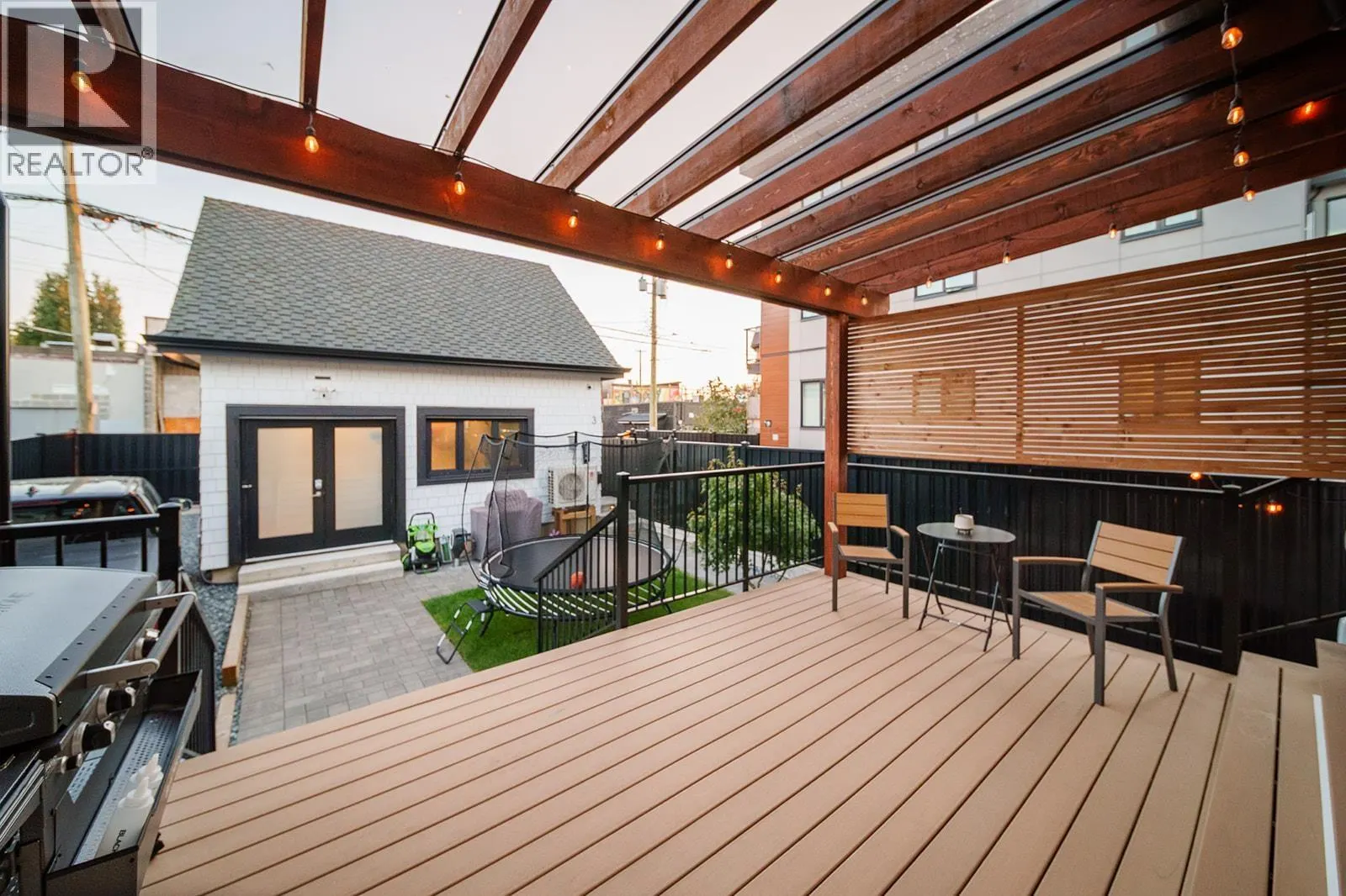 2428 FRANKLIN STREET