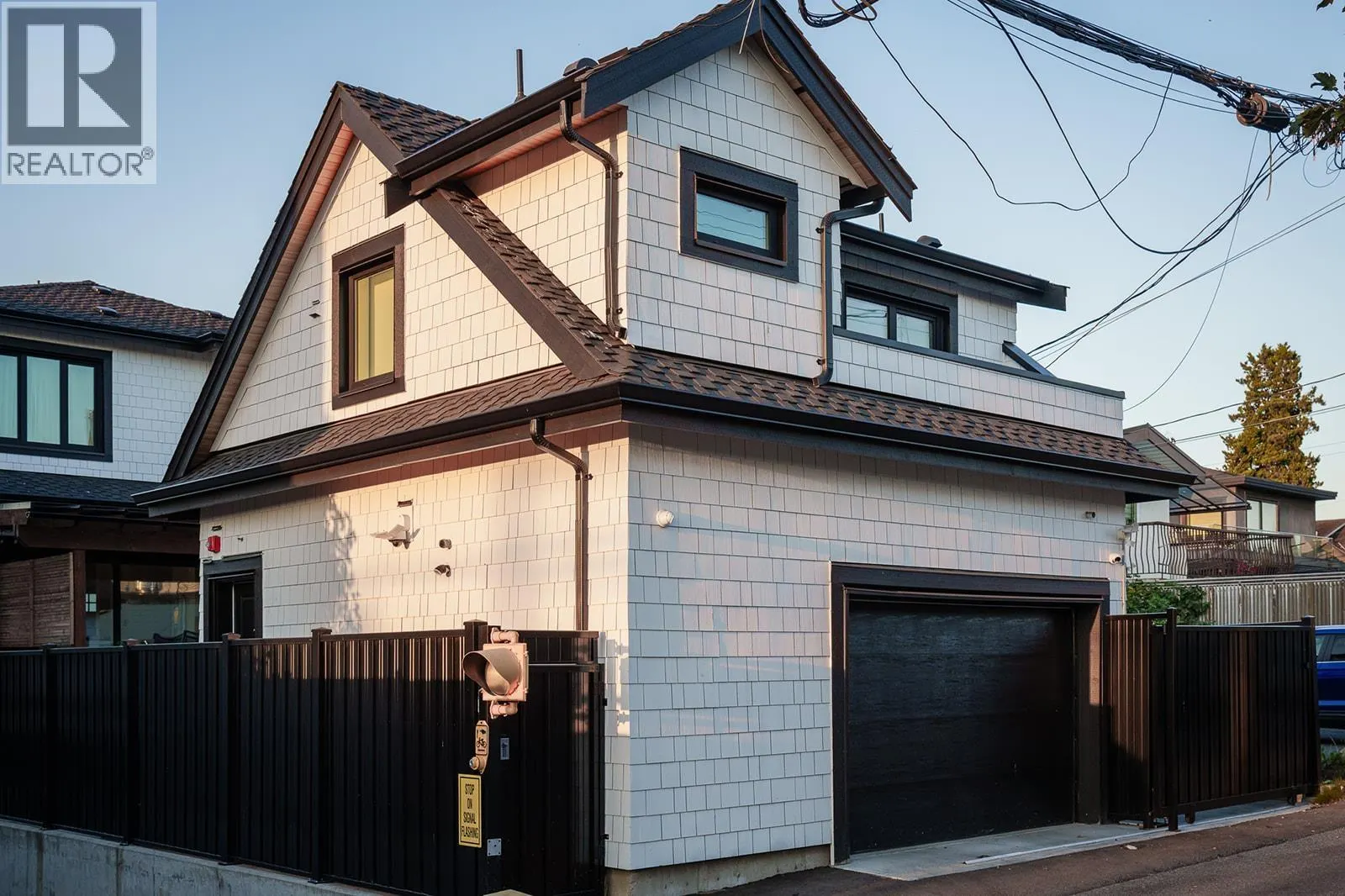 2428 FRANKLIN STREET