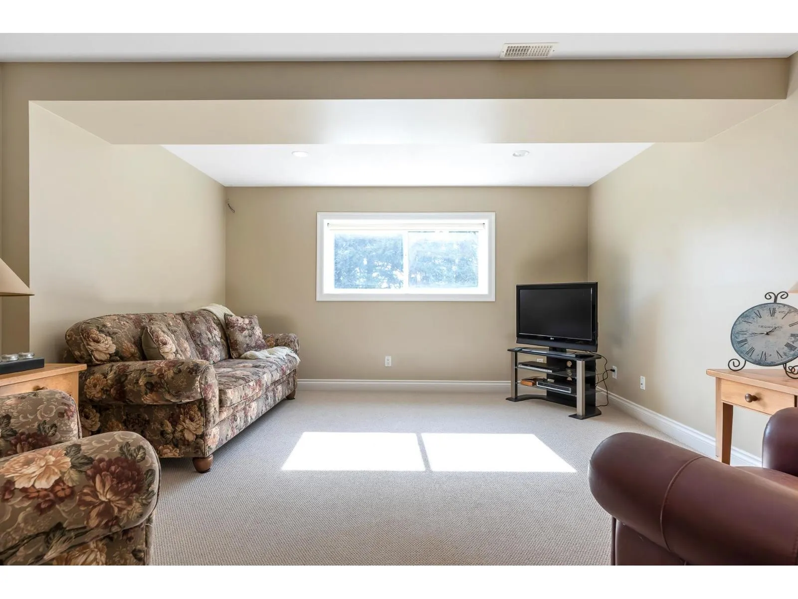 487 MCKENZIE ROAD