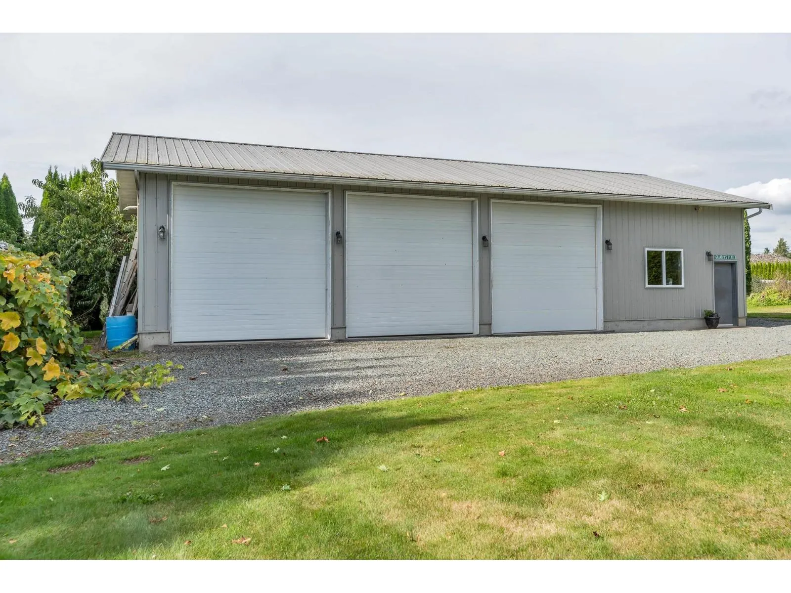 487 MCKENZIE ROAD