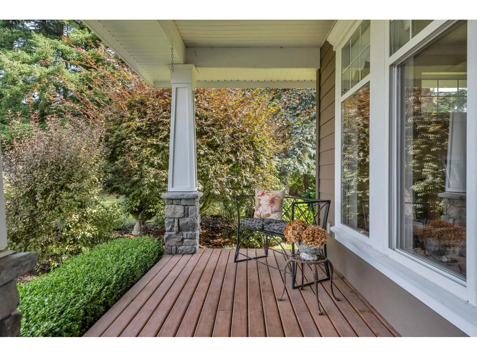 487 MCKENZIE ROAD