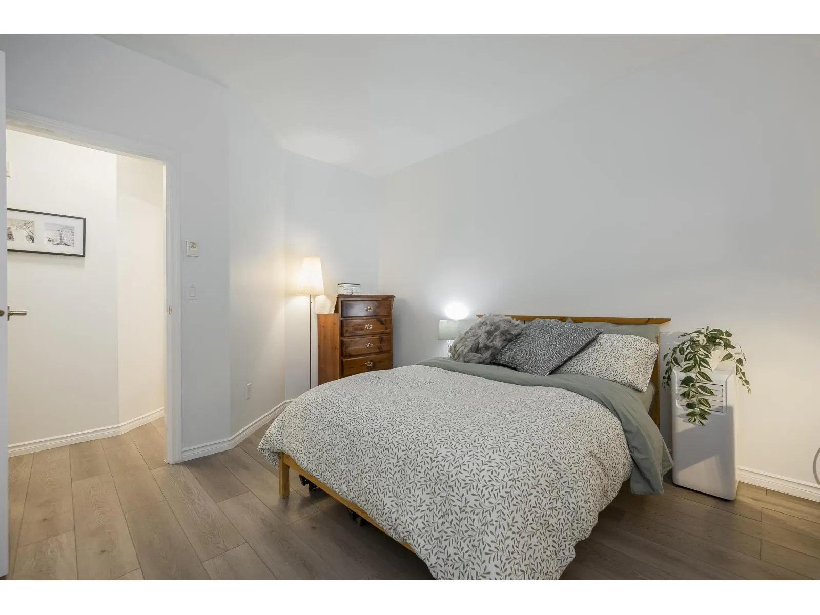 208 10320 156 STREET