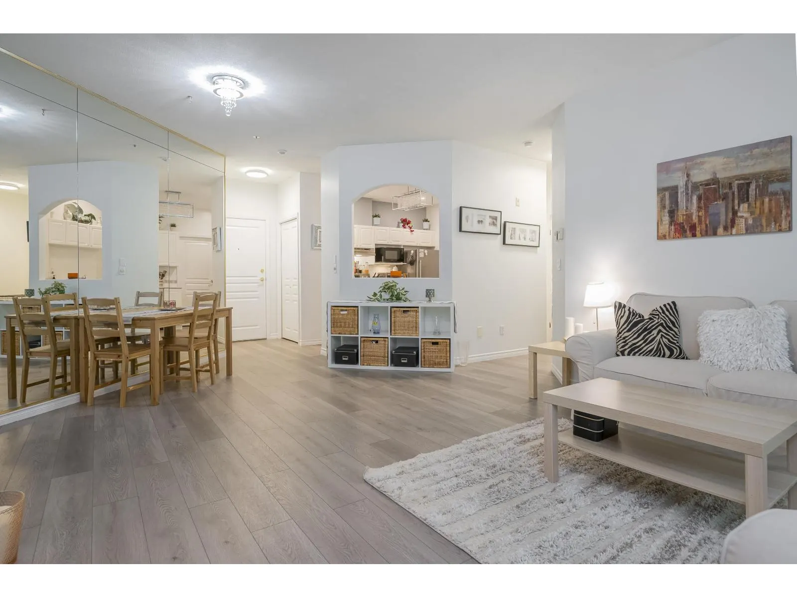 208 10320 156 STREET