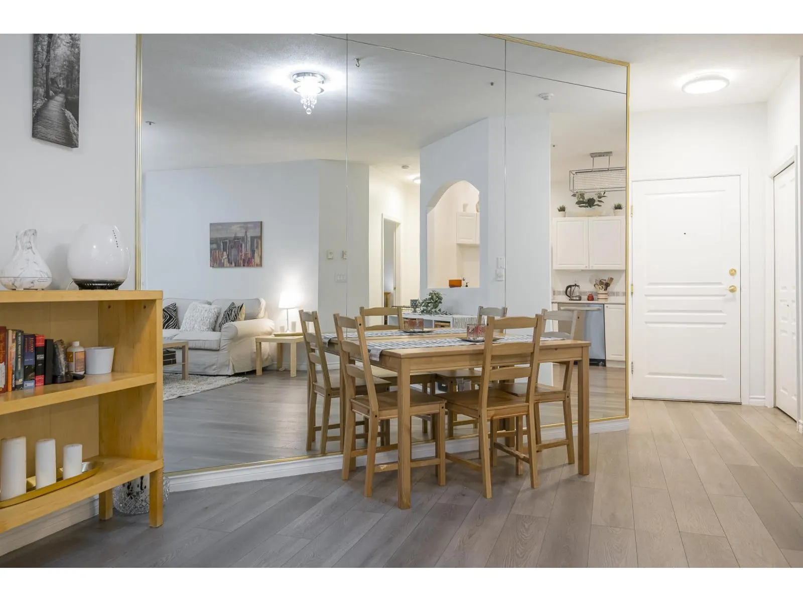 208 10320 156 STREET
