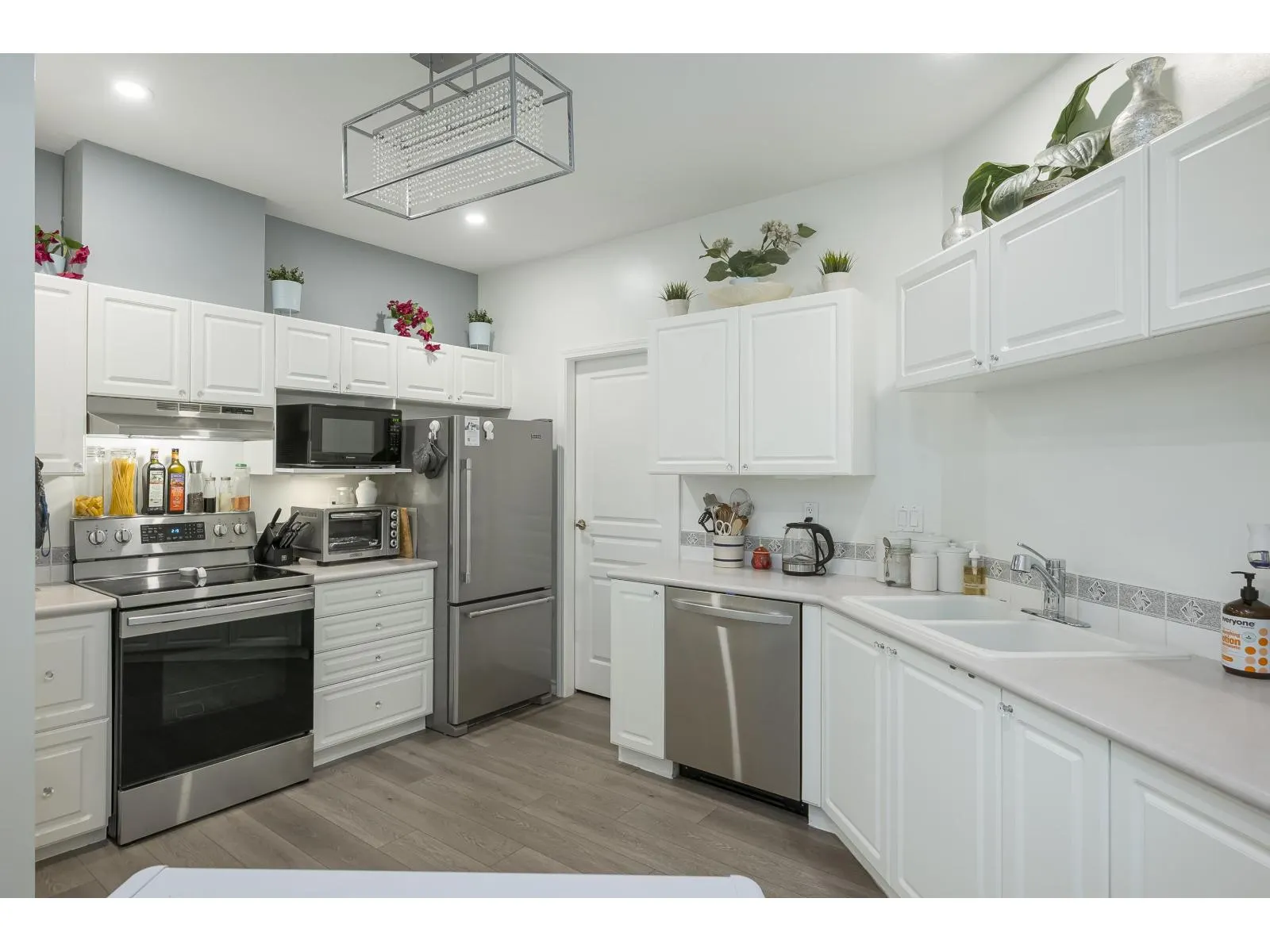 208 10320 156 STREET