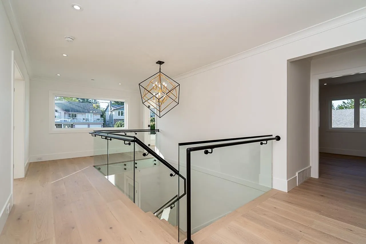 1232 PARKER STREET