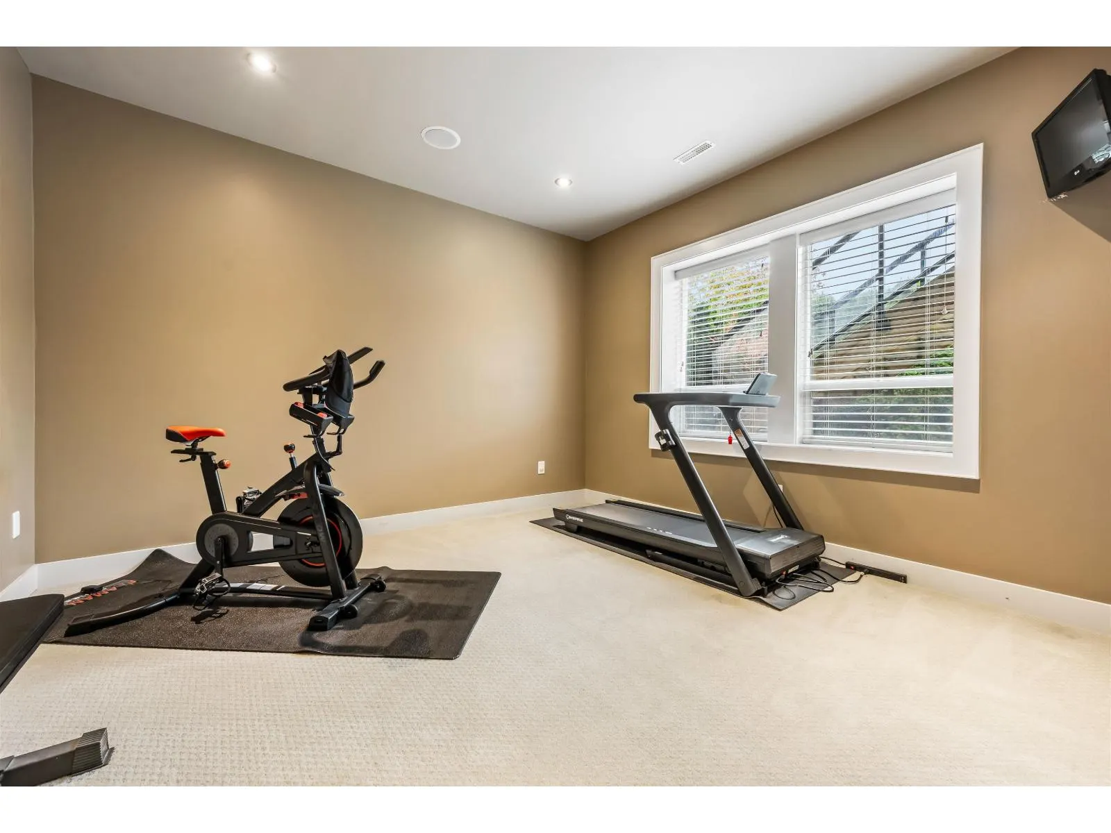 2617 EAGLE MOUNTAIN DRIVE