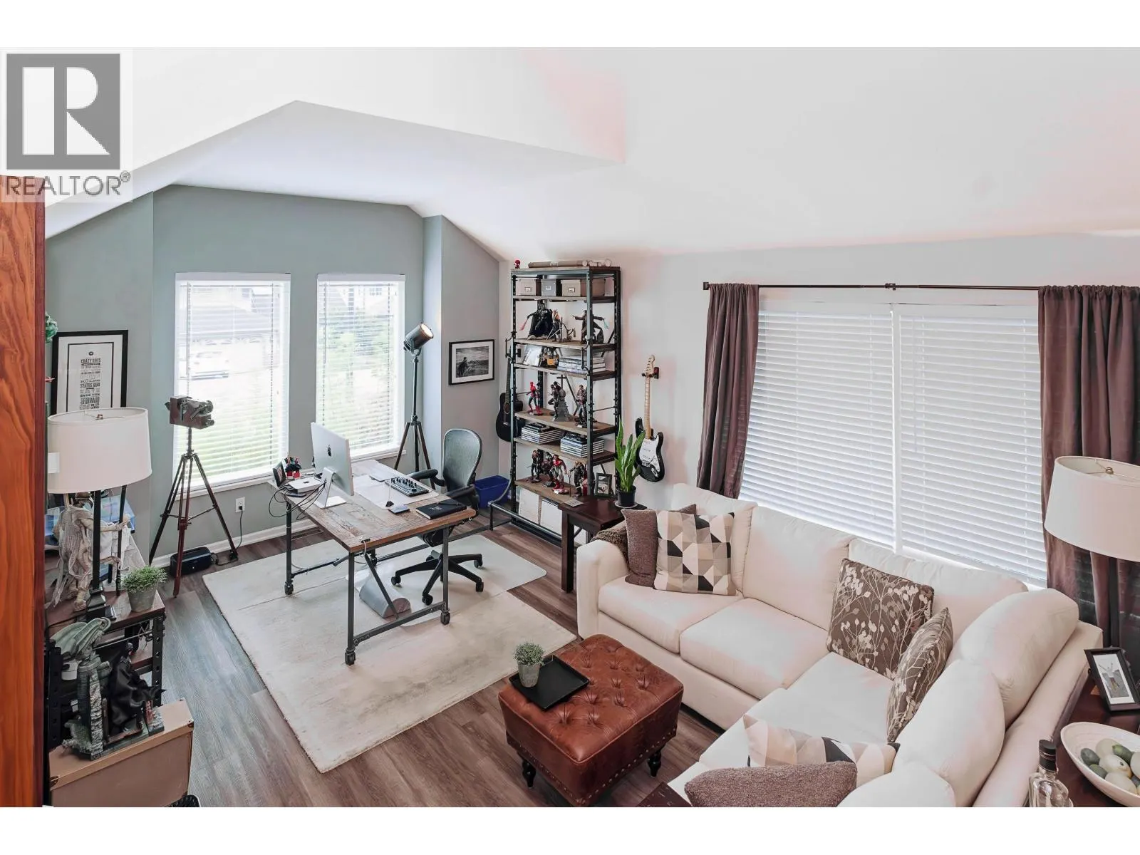 23508 TAMARACK LANE