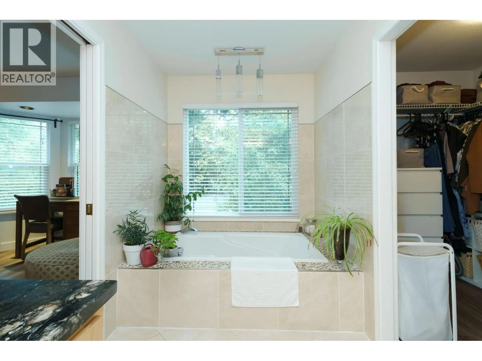 23508 TAMARACK LANE