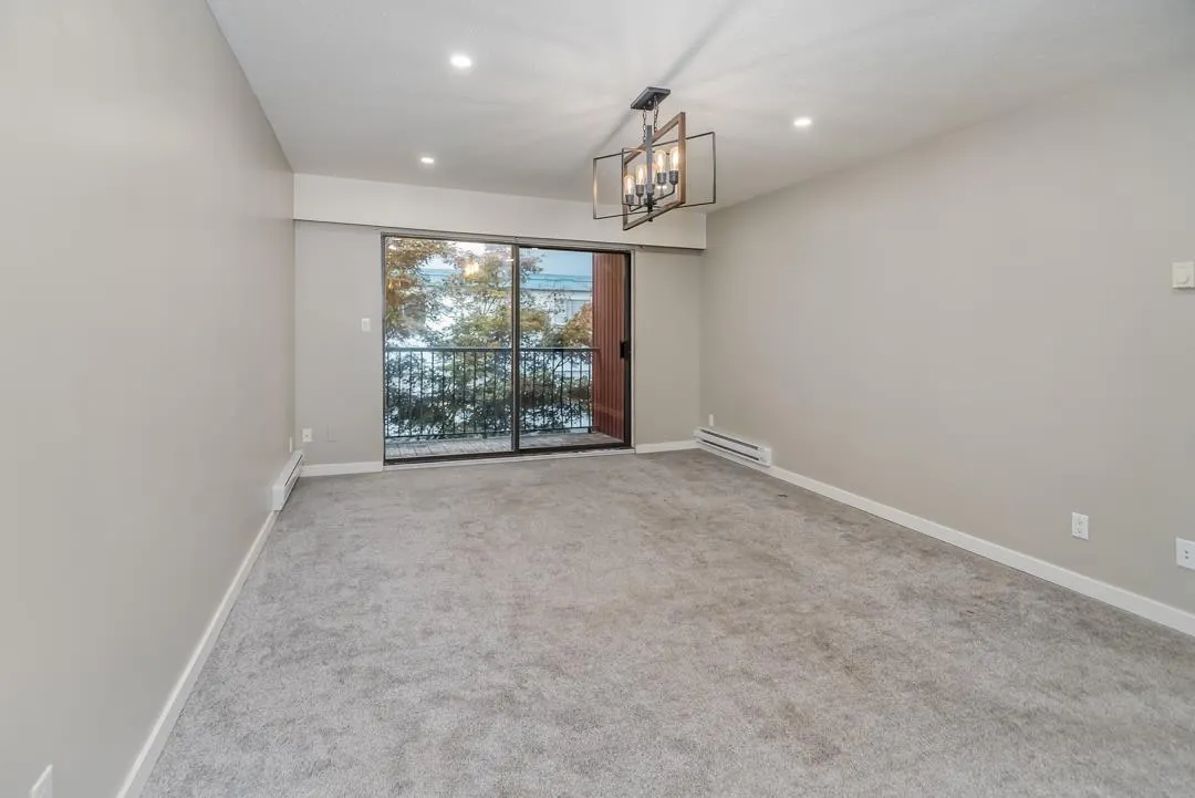 330 1735 AGASSIZ-ROSEDALE HIGHWAY NO 9 HIGHWAY|Agassiz