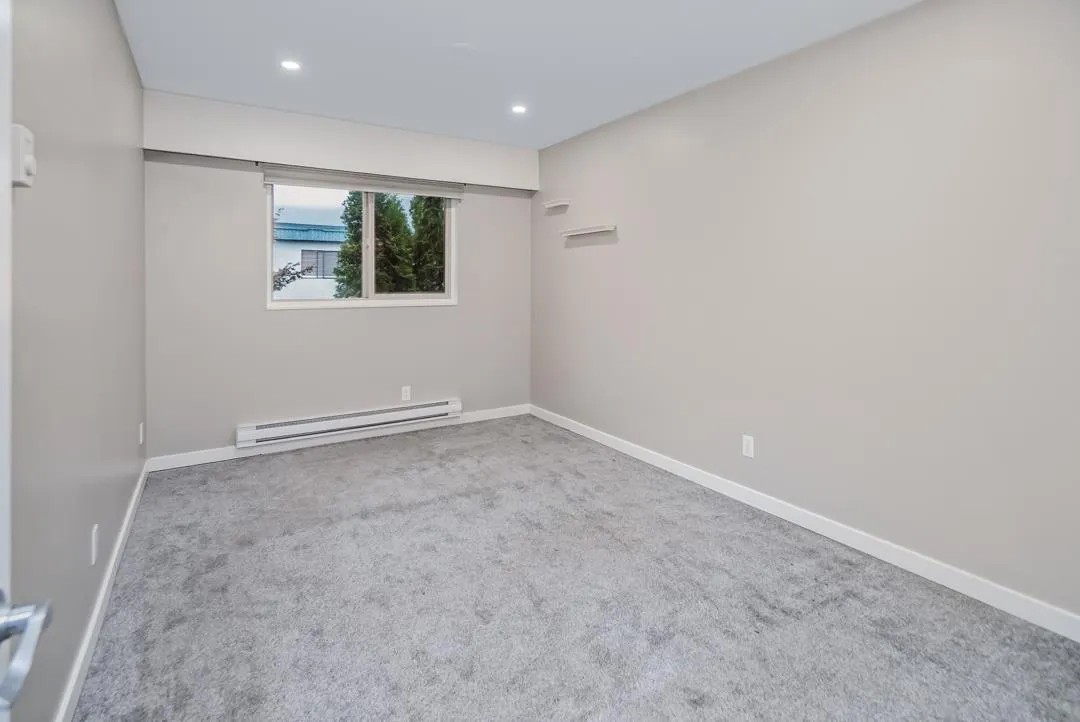 330 1735 AGASSIZ-ROSEDALE HIGHWAY NO 9 HIGHWAY|Agassiz