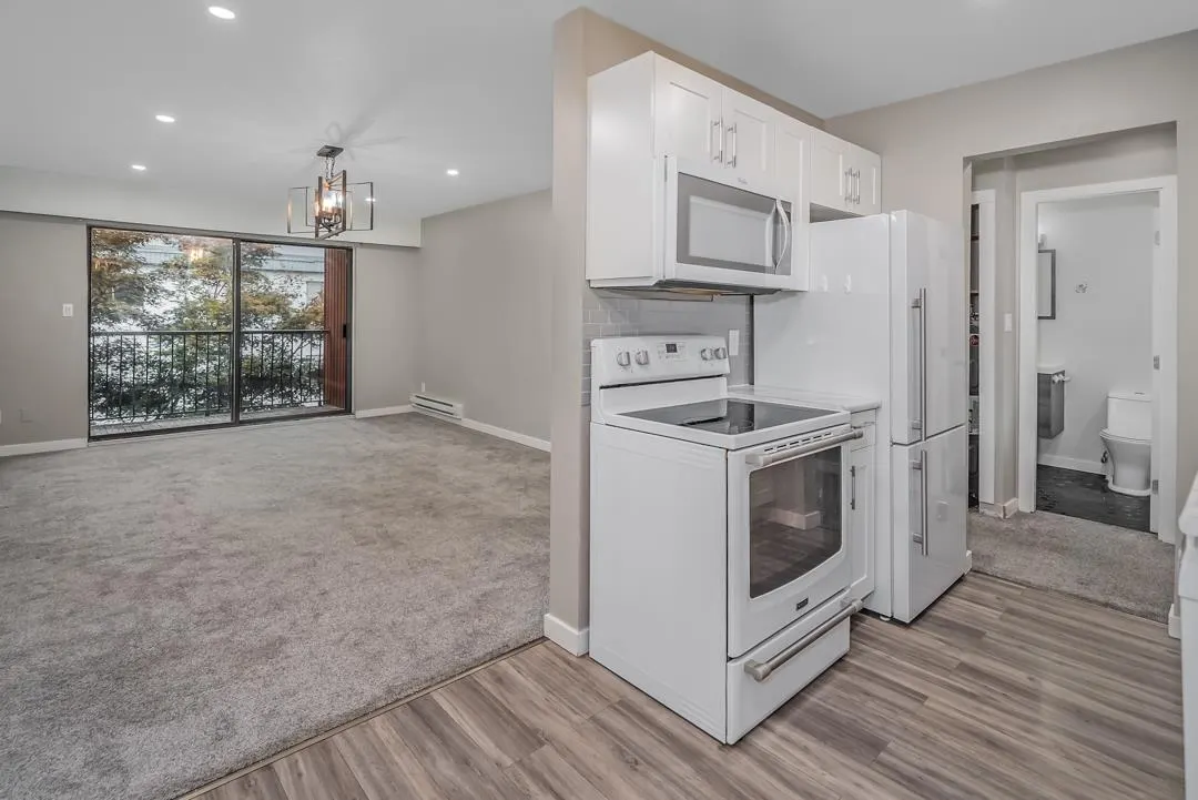 330 1735 AGASSIZ-ROSEDALE HIGHWAY NO 9 HIGHWAY|Agassiz