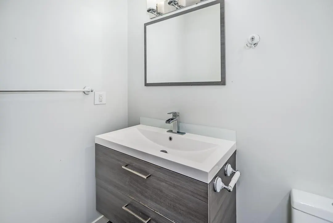 330 1735 AGASSIZ-ROSEDALE HIGHWAY NO 9 HIGHWAY|Agassiz