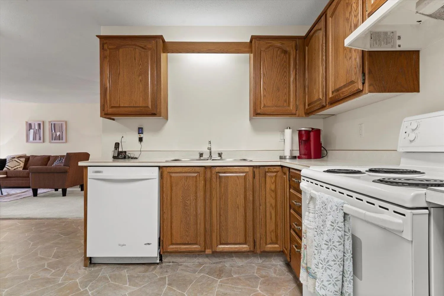 201 8985 MARY STREET|Chilliwack Proper West