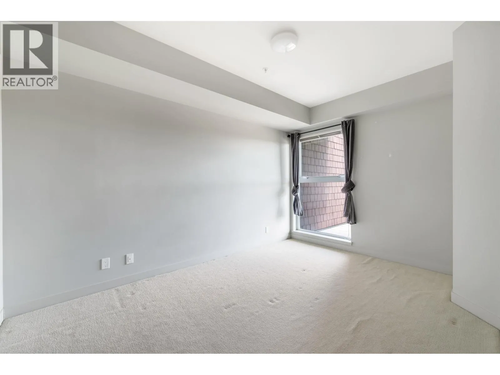 413 10020 DUNOON DRIVE